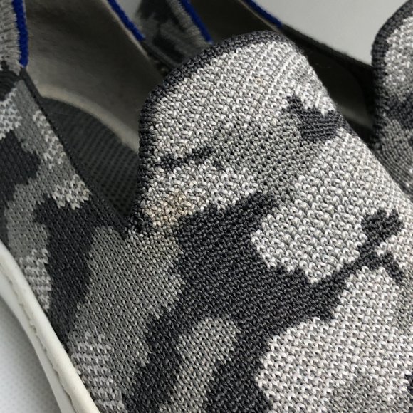 Rothy's Kid's Slip-on Grey Camouflage Sneakers ~ Kid Size 3 Shoes, Gray Camo - Picture 8 of 9
